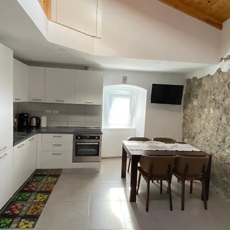 Bea Apartment Lovran